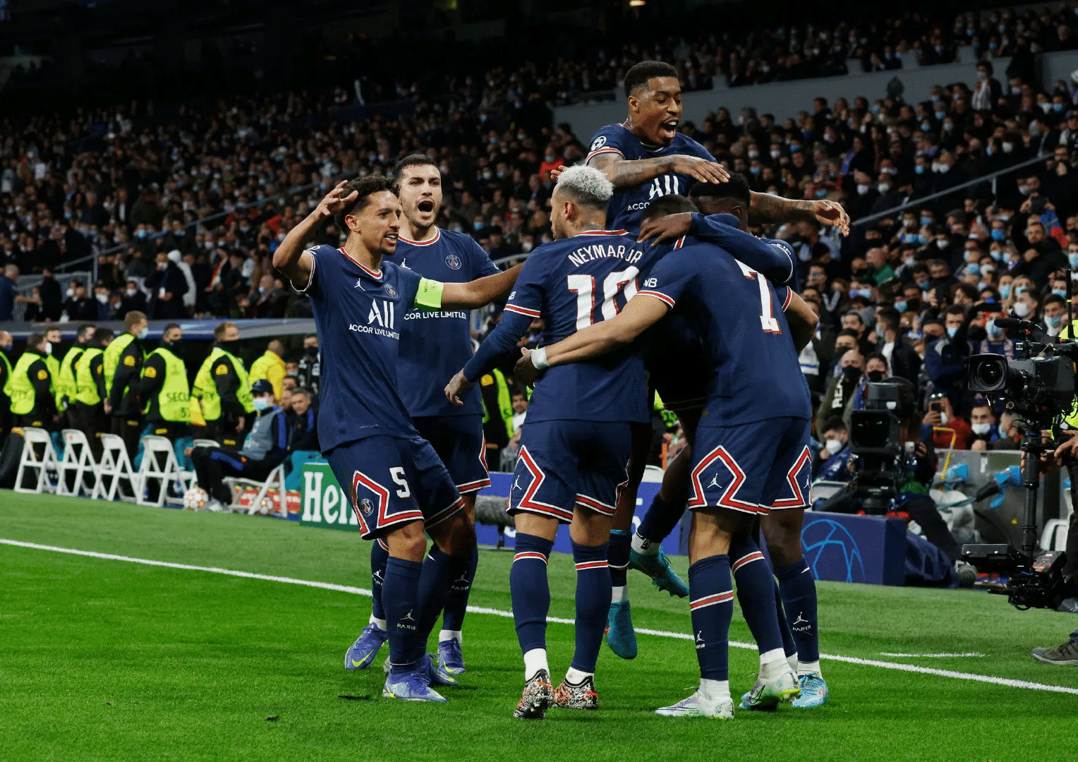 在线牛牛-巴黎圣日耳曼实现大胜晋级，决赛前景看好的简单介绍